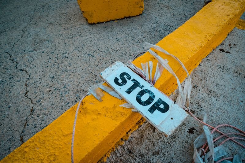 A caution sign warning against a bad financing decision