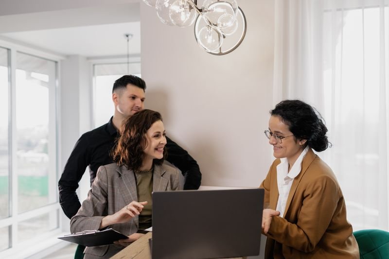 A buyer asking questions in a real estate consultation